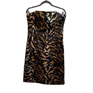 Chic Strapless Animal Print Dress